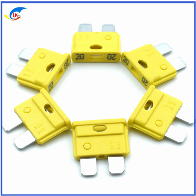 PBT High Temperature Flame Retardant Car Medium Size Fuse 5A-35A Environmentally Friendly High Temperature Resistant Car